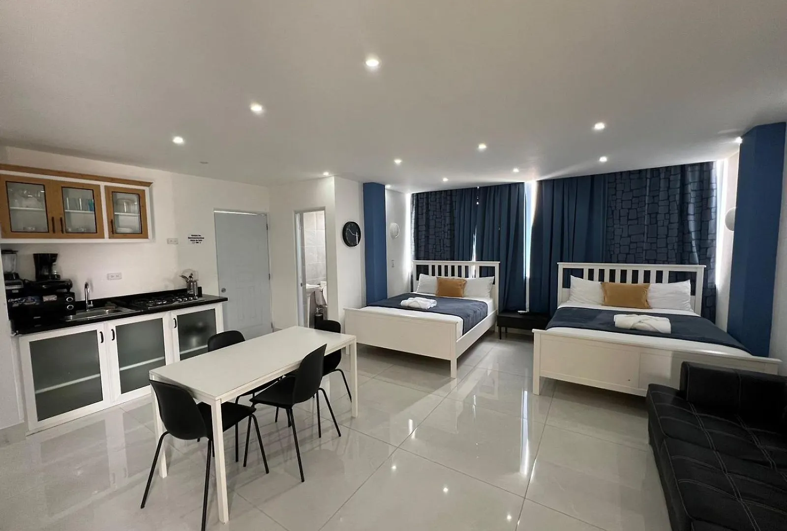 Hotel Restaurante Cryno La Alianza 5*,